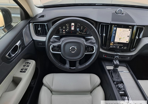 Volvo XC 60 cena 165000 przebieg: 113700, rok produkcji 2018 z Witnica małe 562